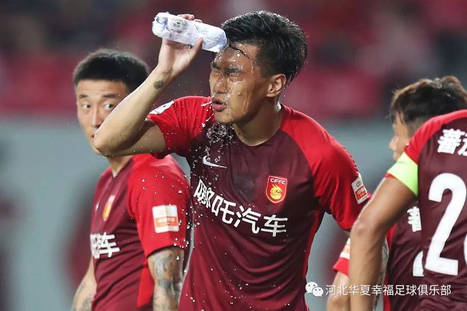华夏幸福主场战平苏宁，仍处于中超保级区险境